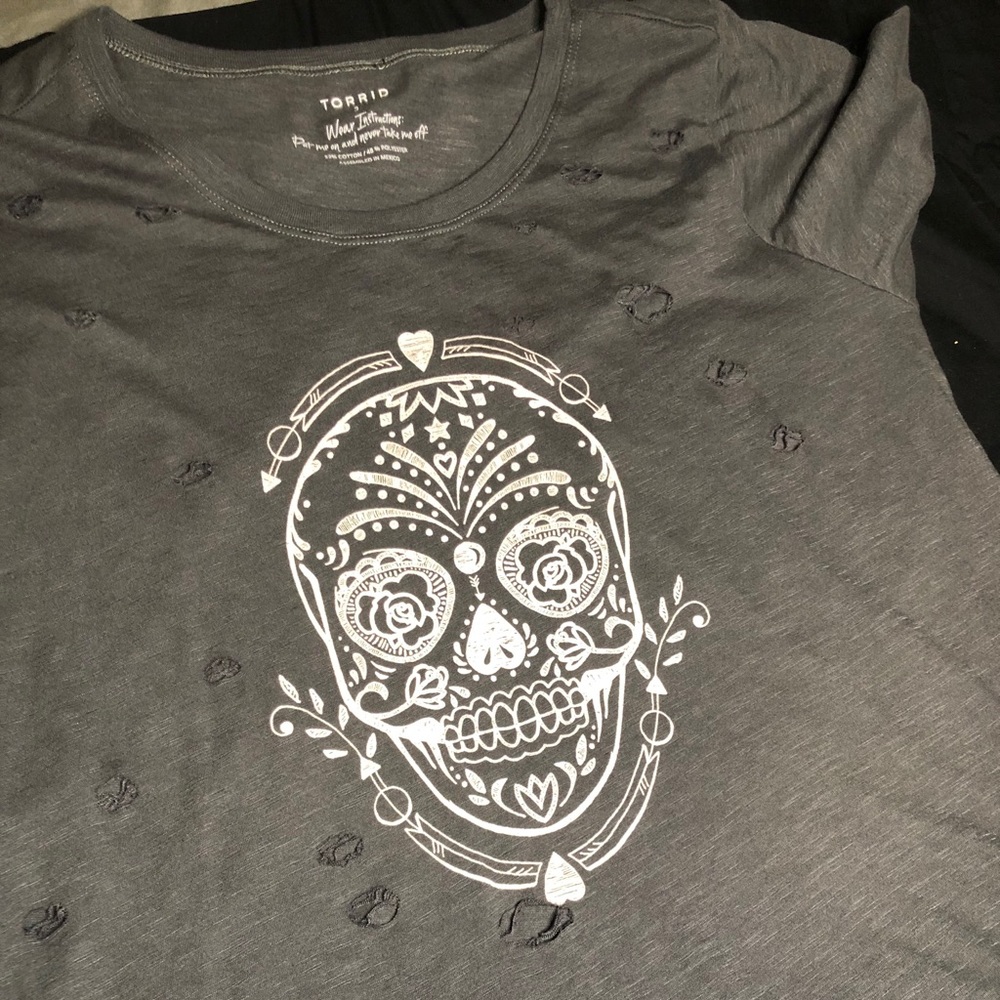 Skull shirt from torrid - Picture 2 of 2